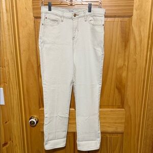 Nicole Miller NY SoHo High-Rise Slim Straight Cream Women's Jeans, size 4.